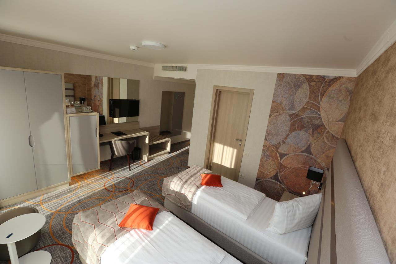 Baril Hotel